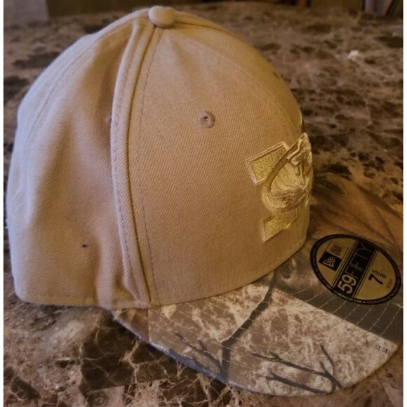 𝅺MISSOURI Tigers Hat - Picture 2 of 6